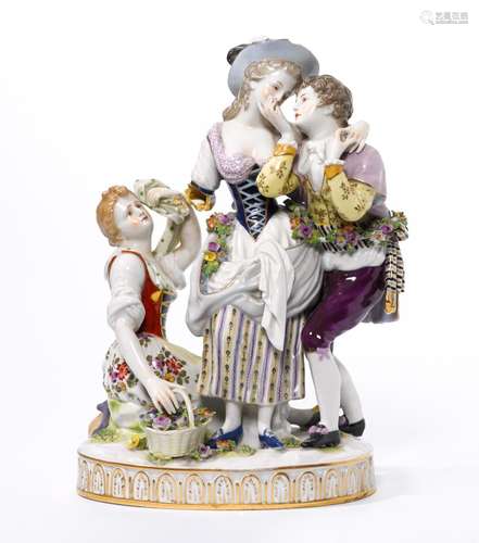 LOT OF VARIOUS PORCELAIN OBJECTS,