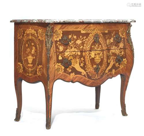 COMMODE À FLEURS,