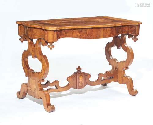 PARLOR TABLE,