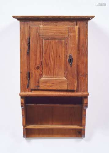 HANGING CUPBOARD (