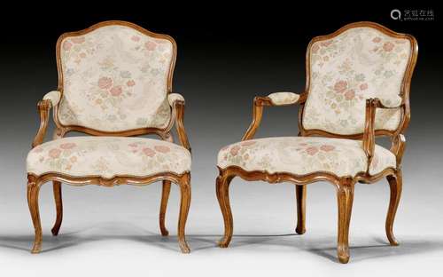 PAIR OF FAUTEUILS 