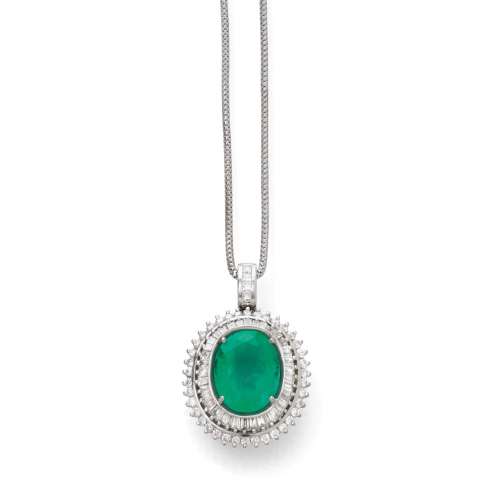 EMERALD AND DIAMOND PENDANT, ca. 1990.