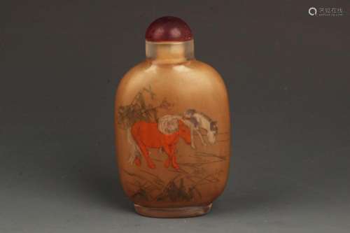 A HORSE PAINTED CRYSTAL SNUFF BOTTLE