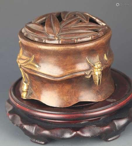 A BRONZE BAMBOO STYLE AROMATHERAPY