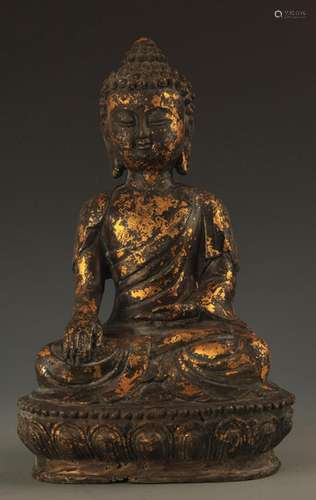 A FINE BRONZE AKSHOBHYA BUDDHA FIGURE