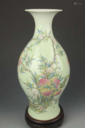 A LARGE LIGHT BLUE AND FAMILLE ROSE COLOR PORCELAIN VASE