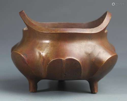 A REAR TRIPOD BRONZE CENSER