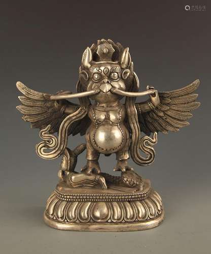 A FINE TIBETAN GARUDA BUDDHA STATUE