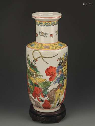 FAMILLE ROSE STORY PAINTED PORCELAIN VASE