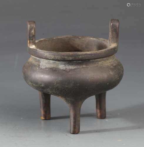 A TRIPOD BRONZE CENSER