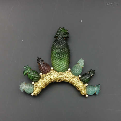 CHINESE 18K GOLD BROOCH