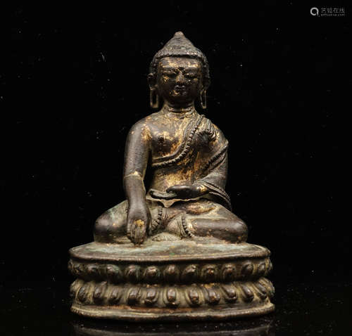 CHINESE GILT BRONZE FIGURE OF SHAKYAMUNI