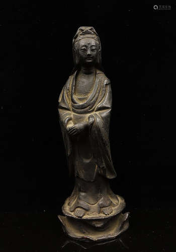 CHINESE BRONZE FIGURE OF GUANYIN