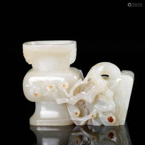 WHITE JADE FLOWER VASE