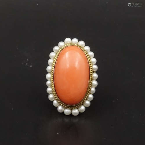 CHINESE CORAL ON 14K GOLD RING