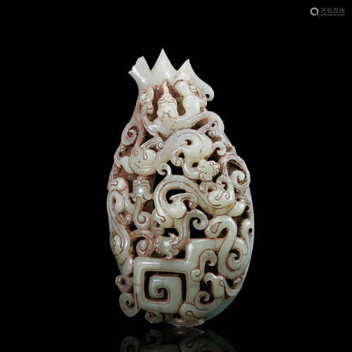 ARCHAIC JADE DRAGON PENDANT