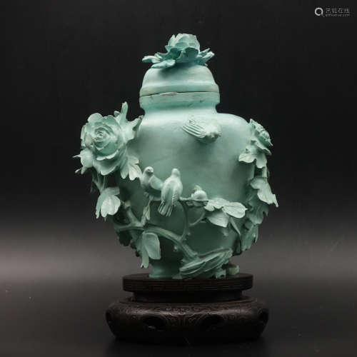 CHINESE TURQUOISE CARVED FLOWER VASE