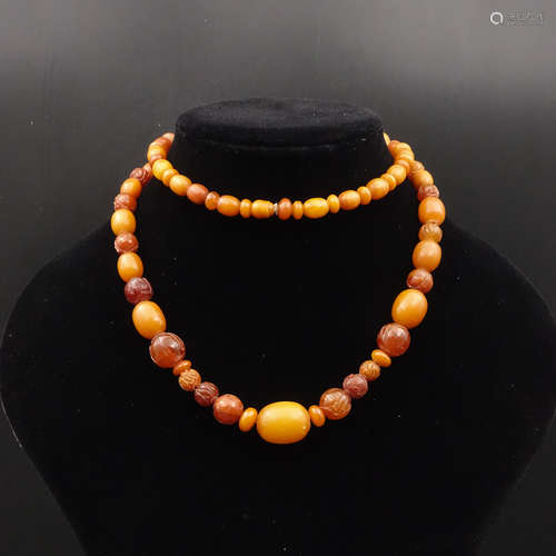 CHINESE HONEY AMBER NECKLACE