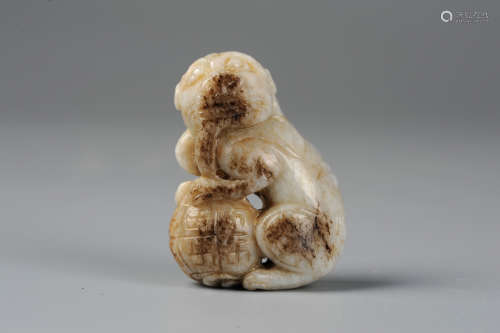 CHINESE MING DYNASTY JADE FOOLION
