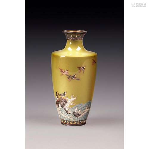 VASE FUSEAU