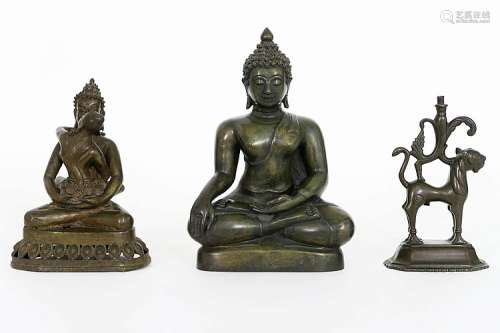 Drie Oosterse sculpturen in brons : - dier - 17,5 cm hoog - Shiva en Par