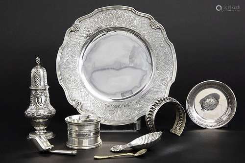 Lot (8) massief zilver met een bord, strooier, ... - gewicht : 537 gram