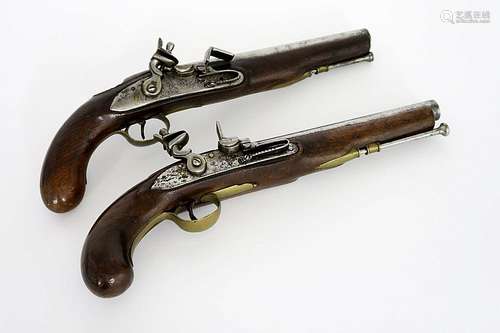 Lot van twee antieke pistolen 2 antique pistols