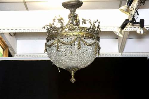 Antieke kleine sac-à-perlesluster in brons en kristal - diameter : 34 cm
