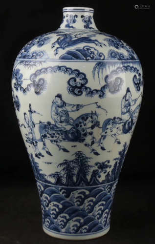 A BLUE&WHITE STORY DESIGN PLUM VASE