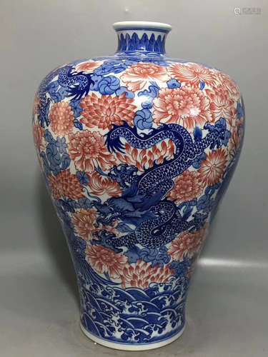 A BLUE&WHITE DRAGON AND PHOENIX PATTERN UNDERGLAZE RED PLUM VASE