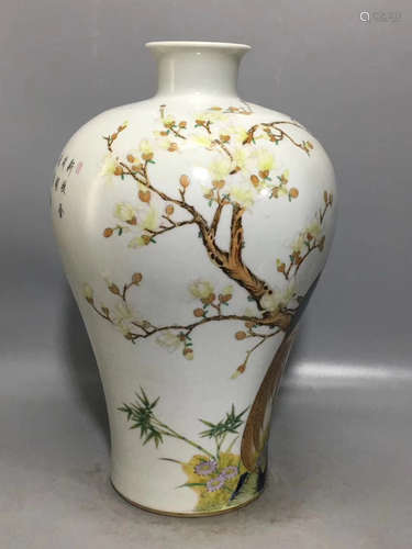 A FLORAL&BIRD PATTERN COLOUR ENAMELS PLUM VASE