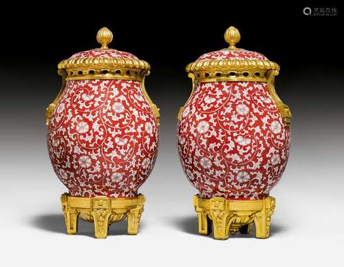 PAIR OF LIDDED VASES WITH BRONZE MOUNTS,