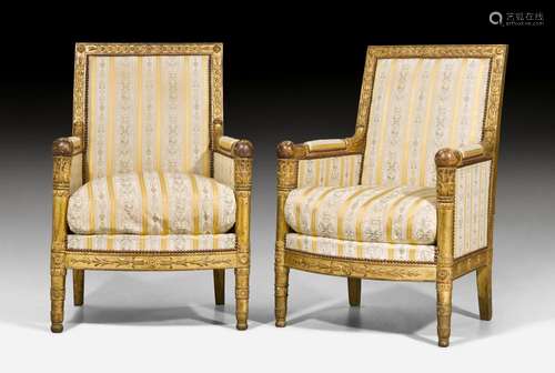 PAIR OF BERGERES,