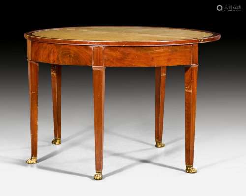 DEMILUNE GAMES TABLE,