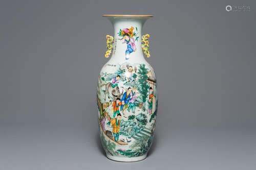 A Chinese famille rose two-sided design vase, 19/20th C.