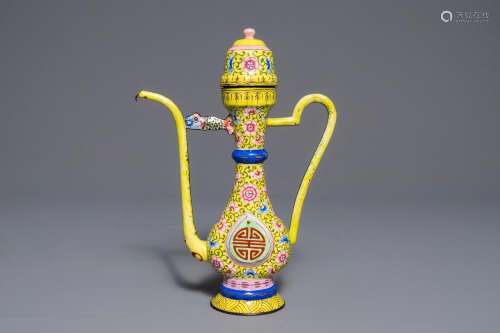 A Chinese yellow-ground Canton enamel ewer and cover, 18/19th C.