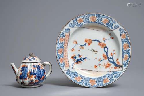 A Chinese Imari-style teapot and a plate with bird on parchment design, Kangxi/Yongzheng