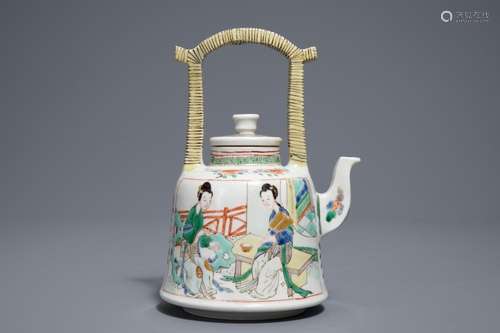 A fine Chinese famille verte teapot and cover, Kangxi