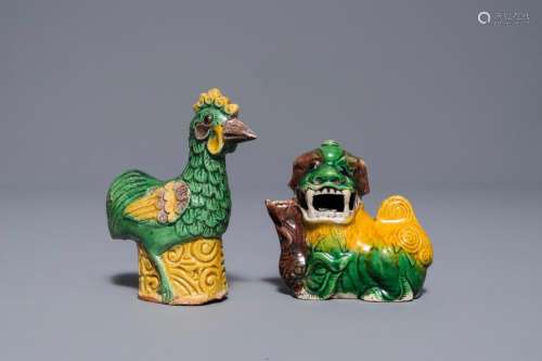 Two Chinese verte biscuit waterdroppers shaped as a rooster and a lion, Kangxi