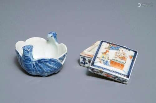 A Chinese blue and white bat-shaped brushwasher and a square box and cover, Kangxi/Qianlong