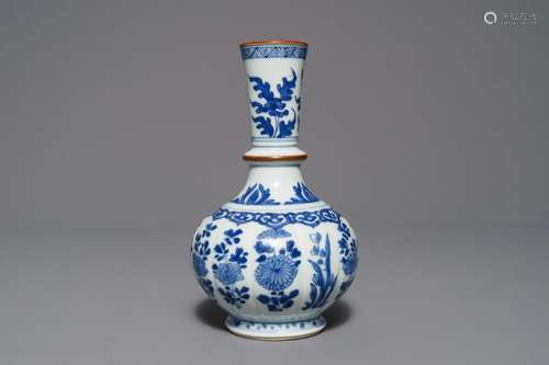 A lobed Chinese blue and white Islamic market huqqa base, Kangxi