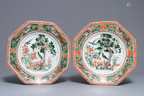 A pair of octagonal Chinese famille verte dishes with birds and phoenixes, Kangxi