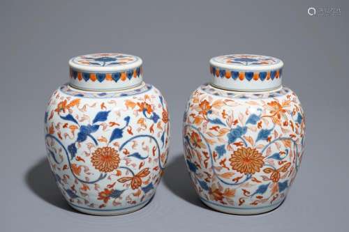 A pair of Chinese Imari-style ginger jars and covers, Kangxi