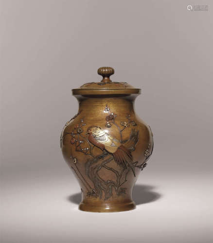 明治时期 铜金银象嵌花鸟纹盖瓶