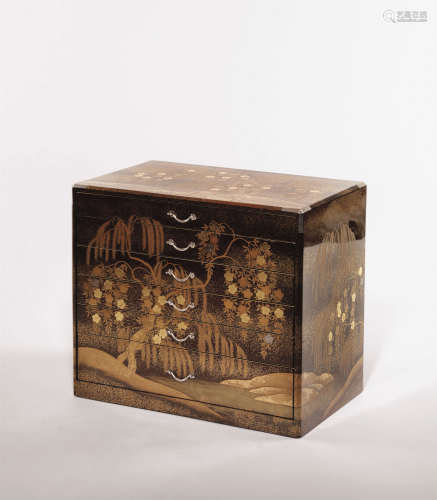 明治时期 莳绘柳樱图宝物盒