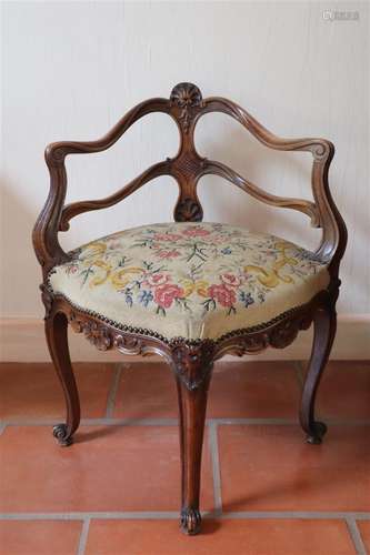 Fauteuil dit 