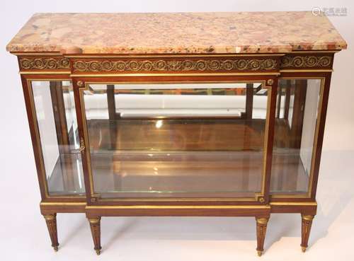 VITRINE D'APPUI EN ACAJOU LOUIS XVI DANS LE GOUT D...