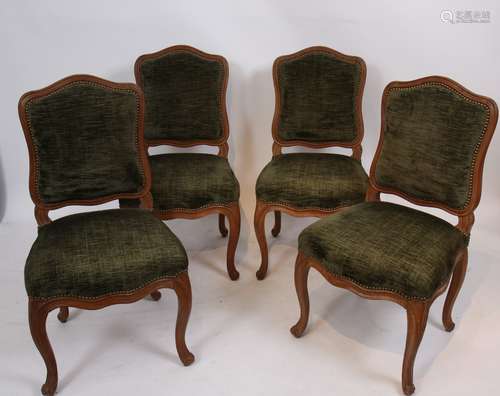 SUITE DE 4 CHAISES LOUIS XV PORTANT L'ESTAMP. DE G...