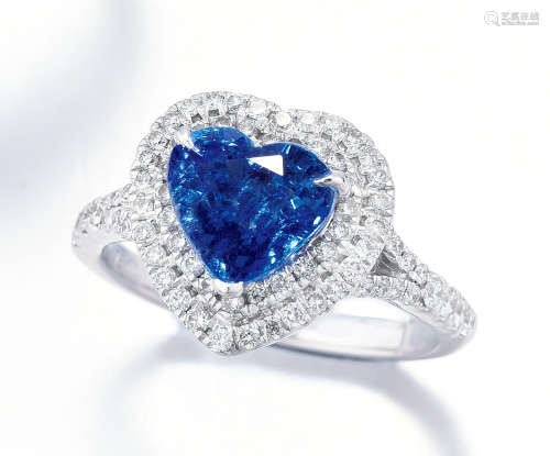 18K白金鑲鑽石藍寶石戒指