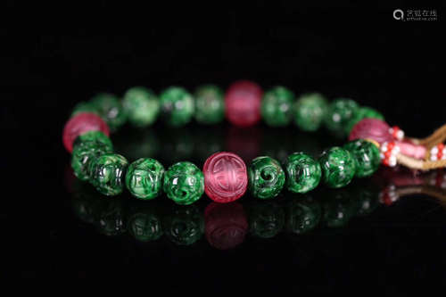 A JADEITE BEADS STRING BRACELET